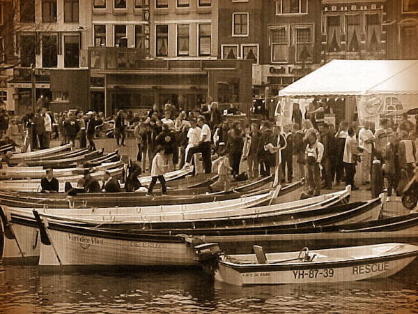 sloepen-gezicht-sepia